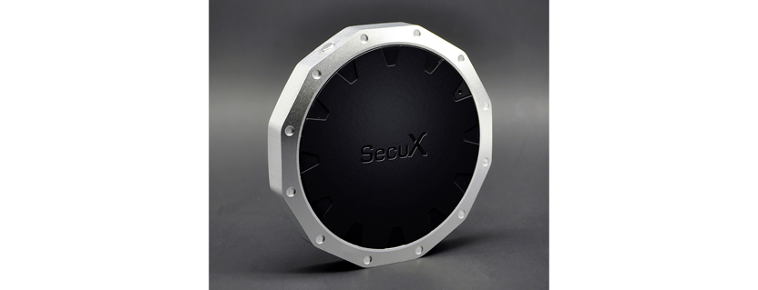 Vault-grade-Bluetooth-LE--and-USB-based-wallet