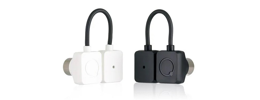 ‘World’s first’ MIDI over Bluetooth LE wireless adaptor allows user to play any MIDI instruments without the need for cables