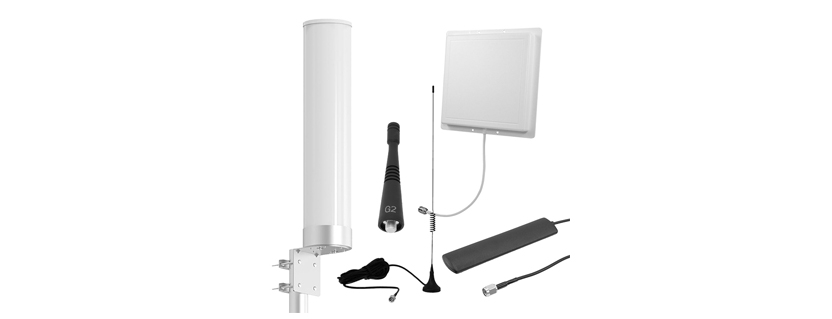 Pasternack Debuts New 900 MHz Rubber Duck, Panel and Blade Antennas