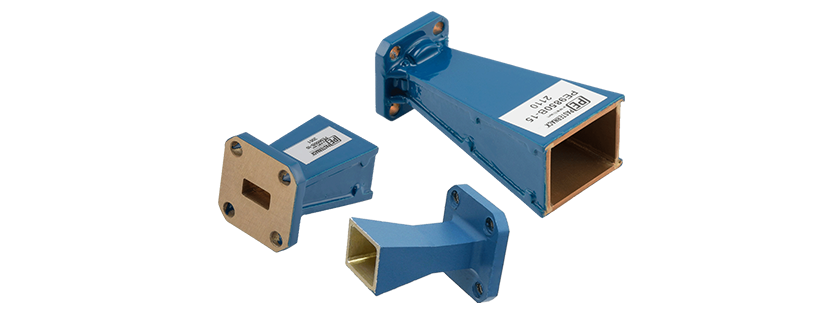 New Series of Antennas Operate Over a Wide Range of Frequencies